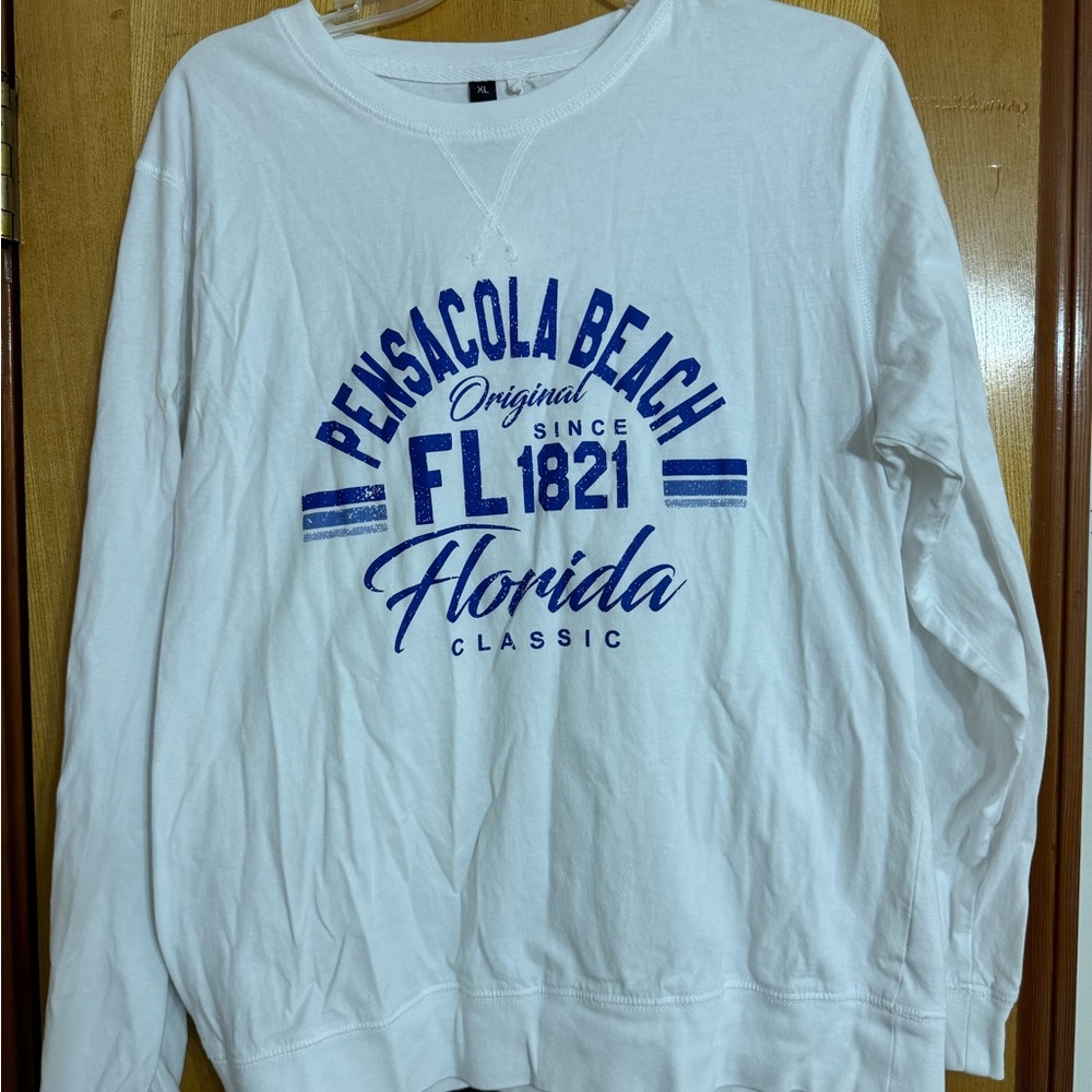Pensacola, Florida classic white beach top FL Junior XL fits like a S M